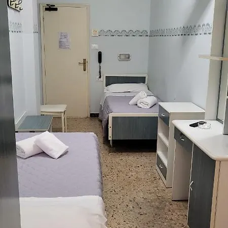 Hotel Viscount 2*