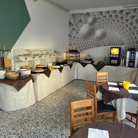 Viscount Hotel 2*